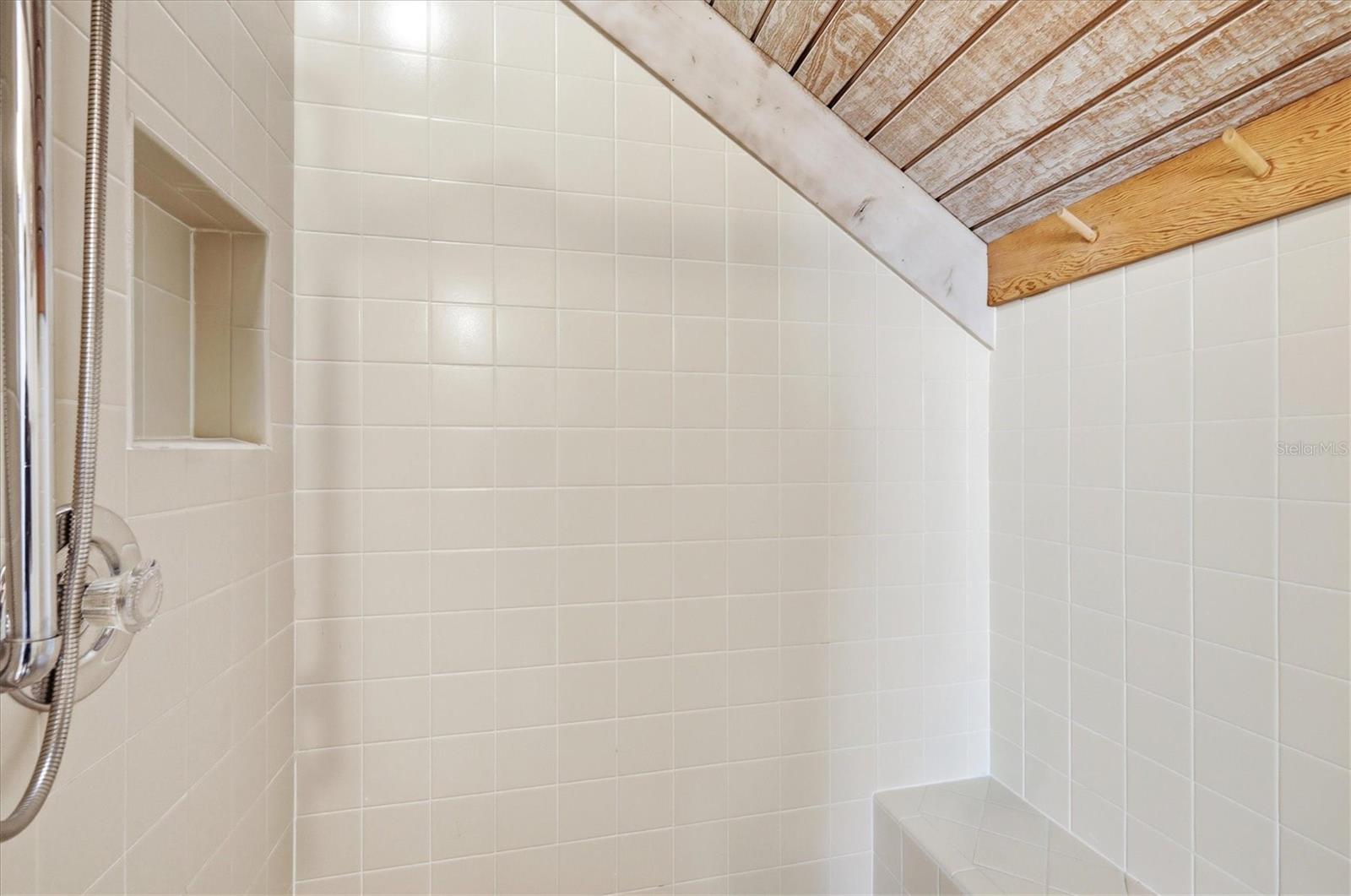 Image 25 of 47 For 5000 Gasparilla Road 16