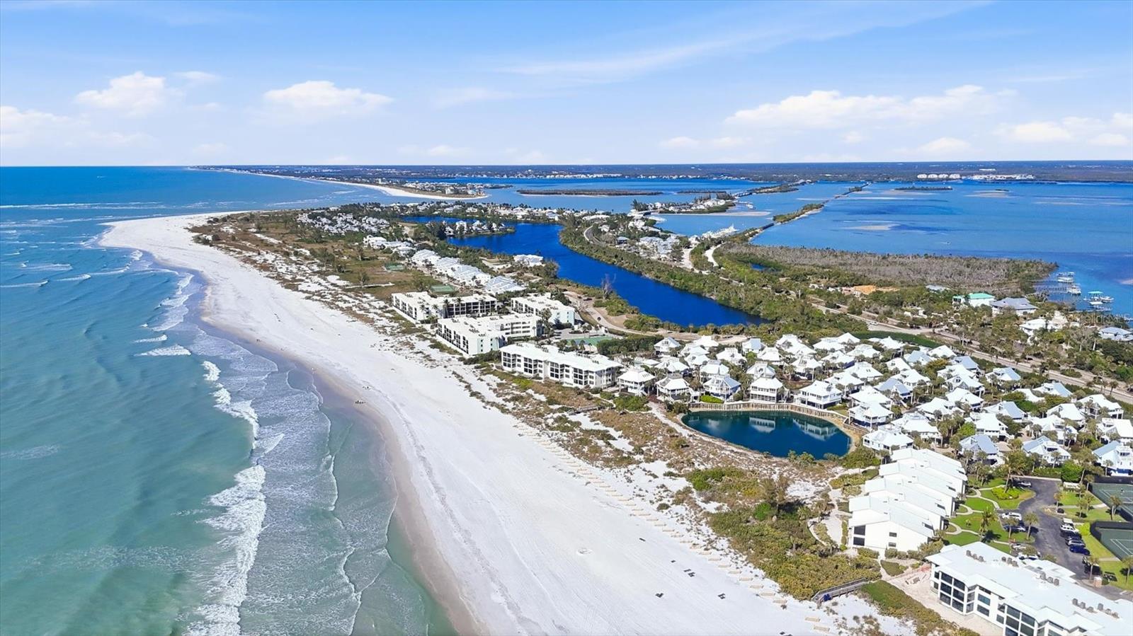 Image 33 of 47 For 5000 Gasparilla Road 16