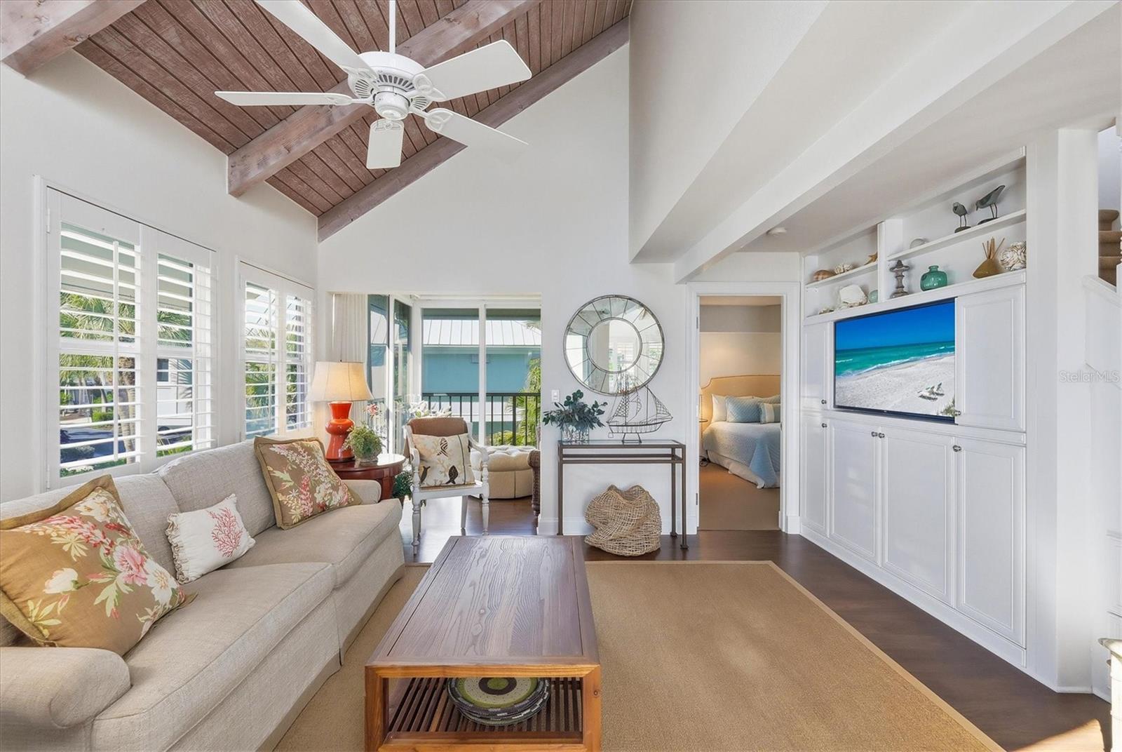 Image 5 of 47 For 5000 Gasparilla Road 16