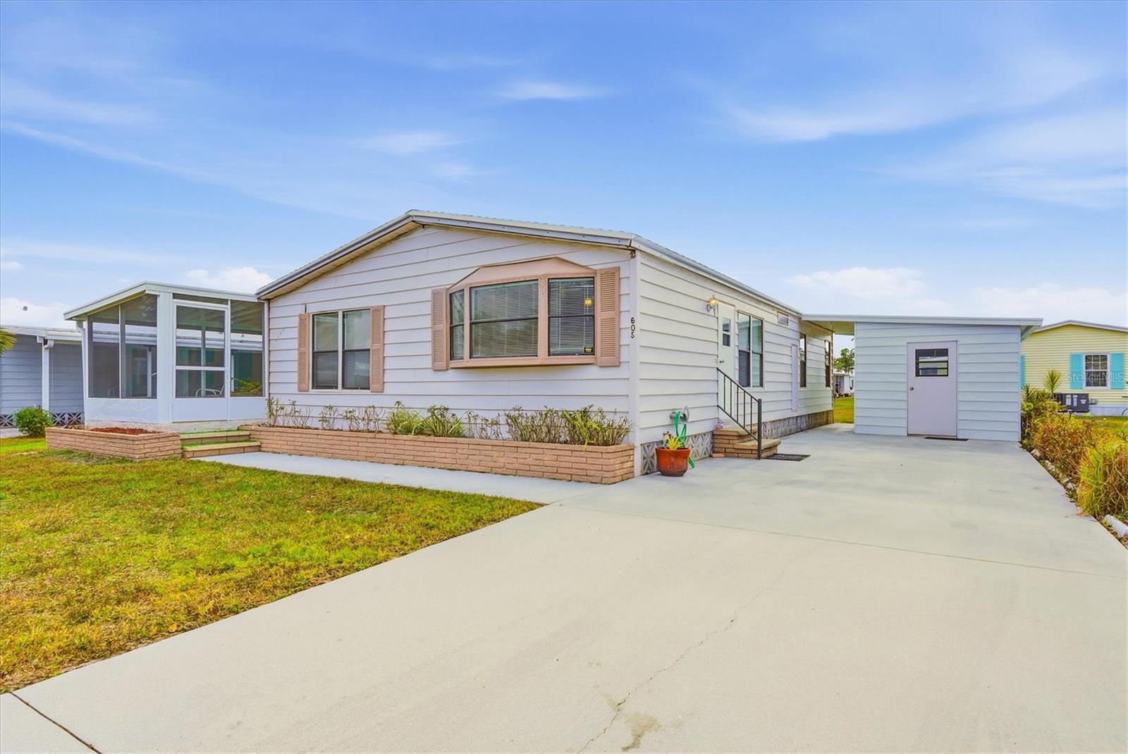 Image 32 of 62 For 605 Iglesia Drive