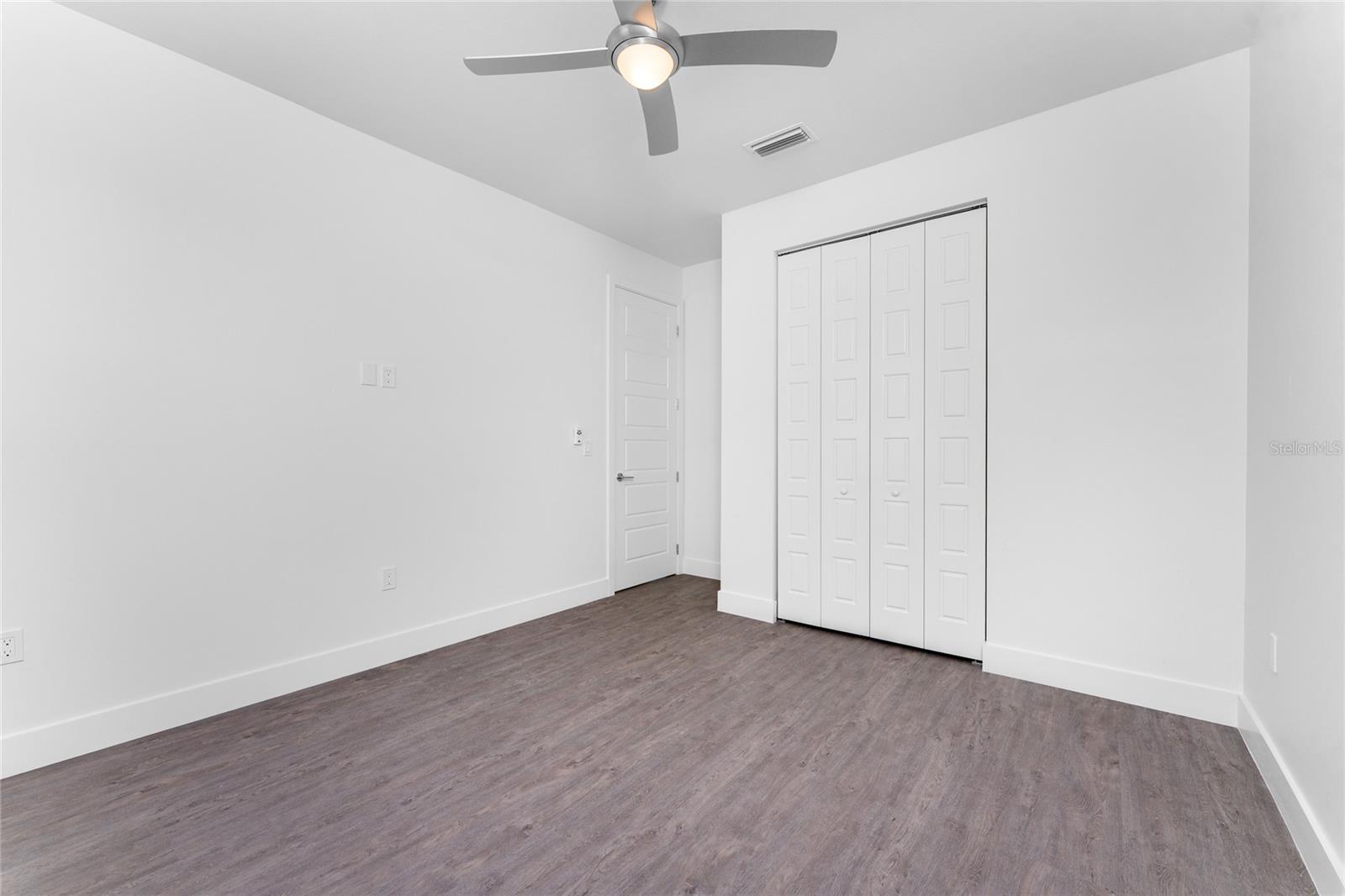 Image 36 of 76 For 855 Rotonda Circle