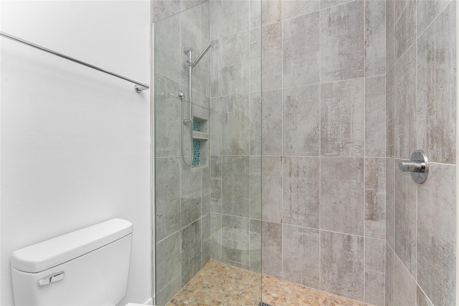 Image 39 of 76 For 855 Rotonda Circle