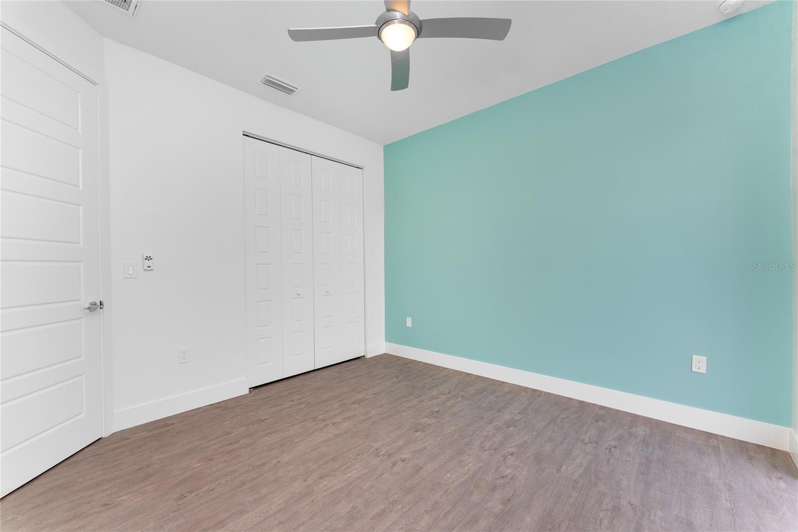 Image 43 of 76 For 855 Rotonda Circle