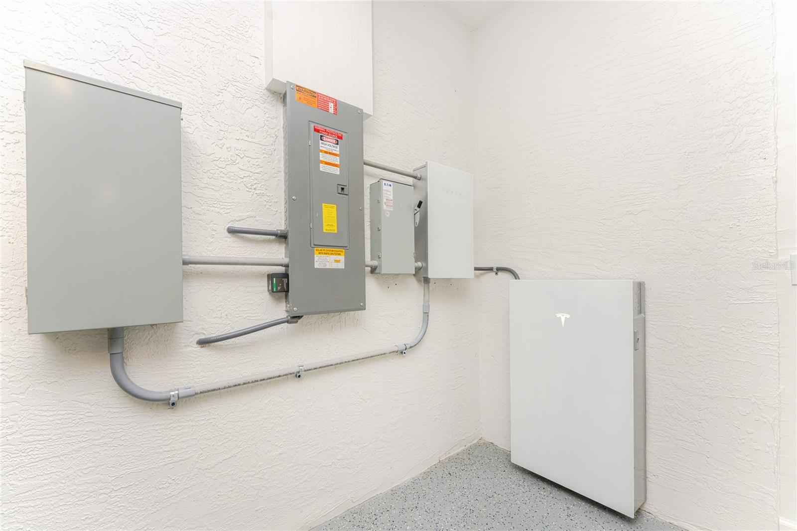 Image 60 of 76 For 855 Rotonda Circle