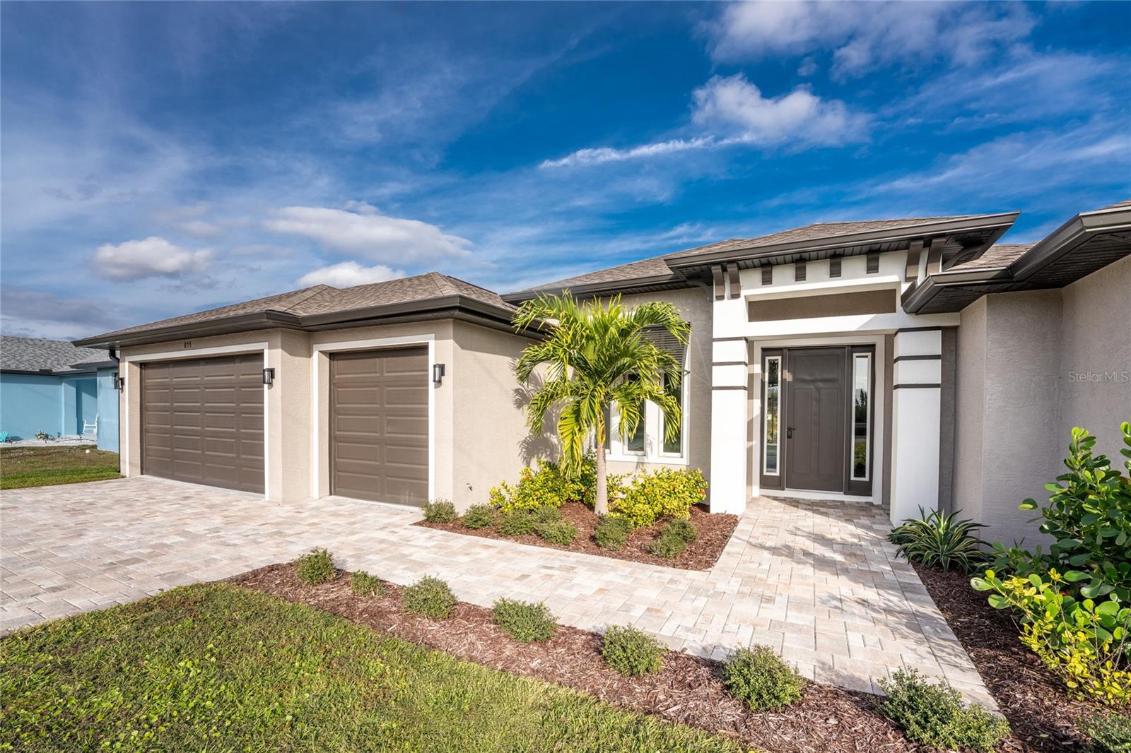 Image 7 of 76 For 855 Rotonda Circle