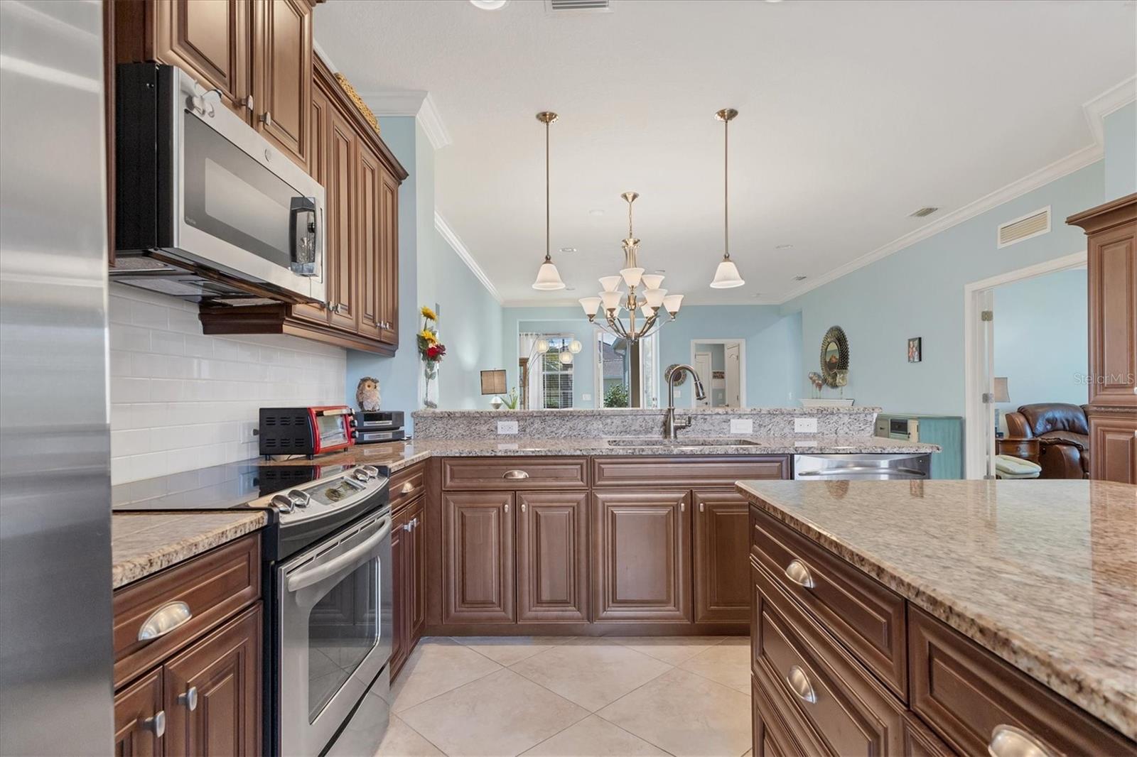 Image 17 of 46 For 10810 Lerwick Circle