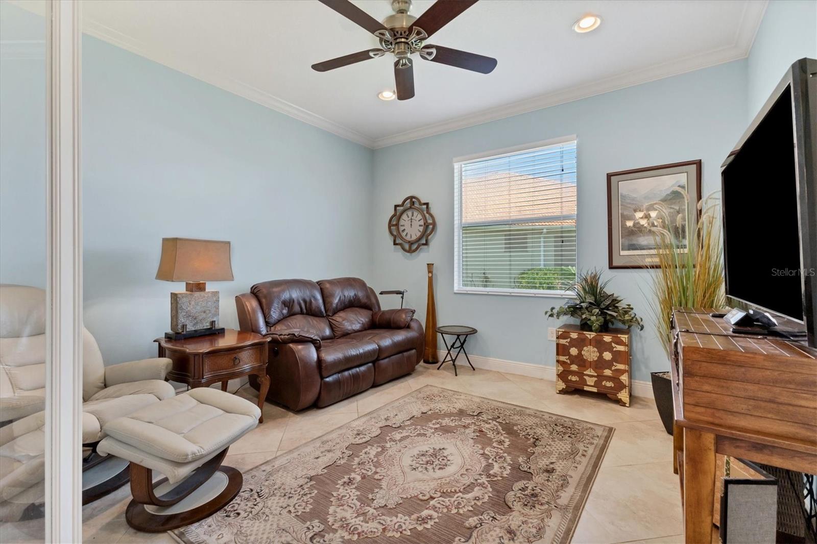 Image 22 of 46 For 10810 Lerwick Circle