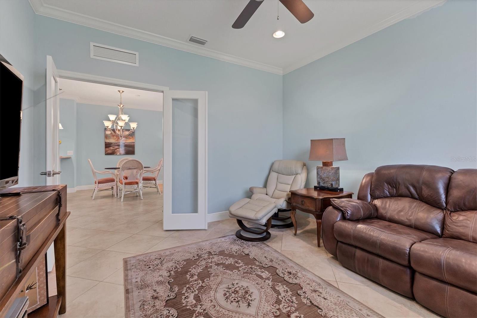 Image 23 of 46 For 10810 Lerwick Circle