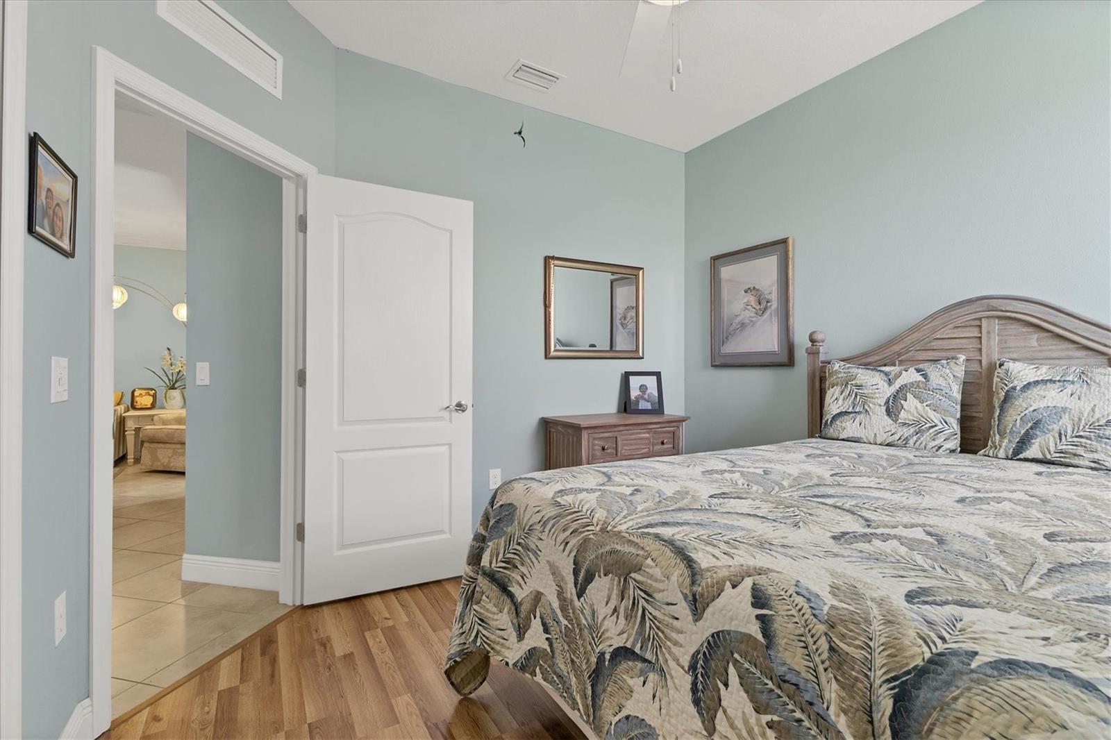 Image 31 of 46 For 10810 Lerwick Circle