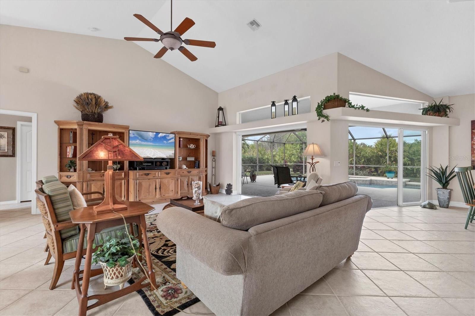 Image 11 of 61 For 42 Medalist Lane