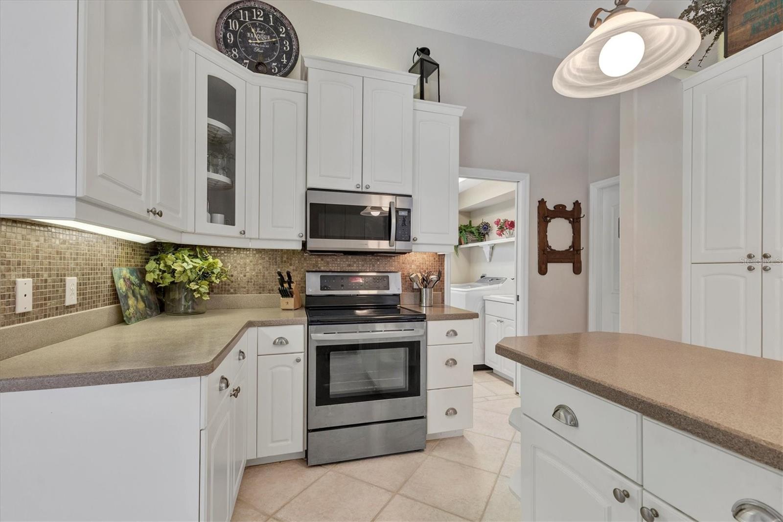 Image 20 of 61 For 42 Medalist Lane