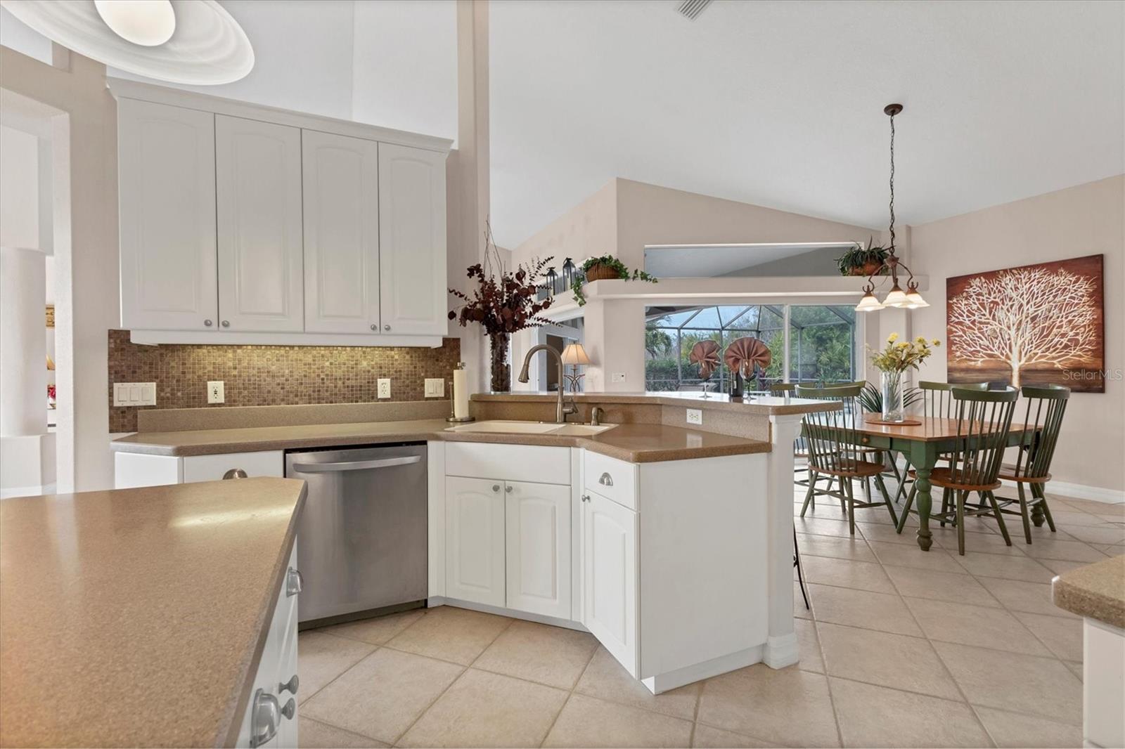 Image 22 of 61 For 42 Medalist Lane