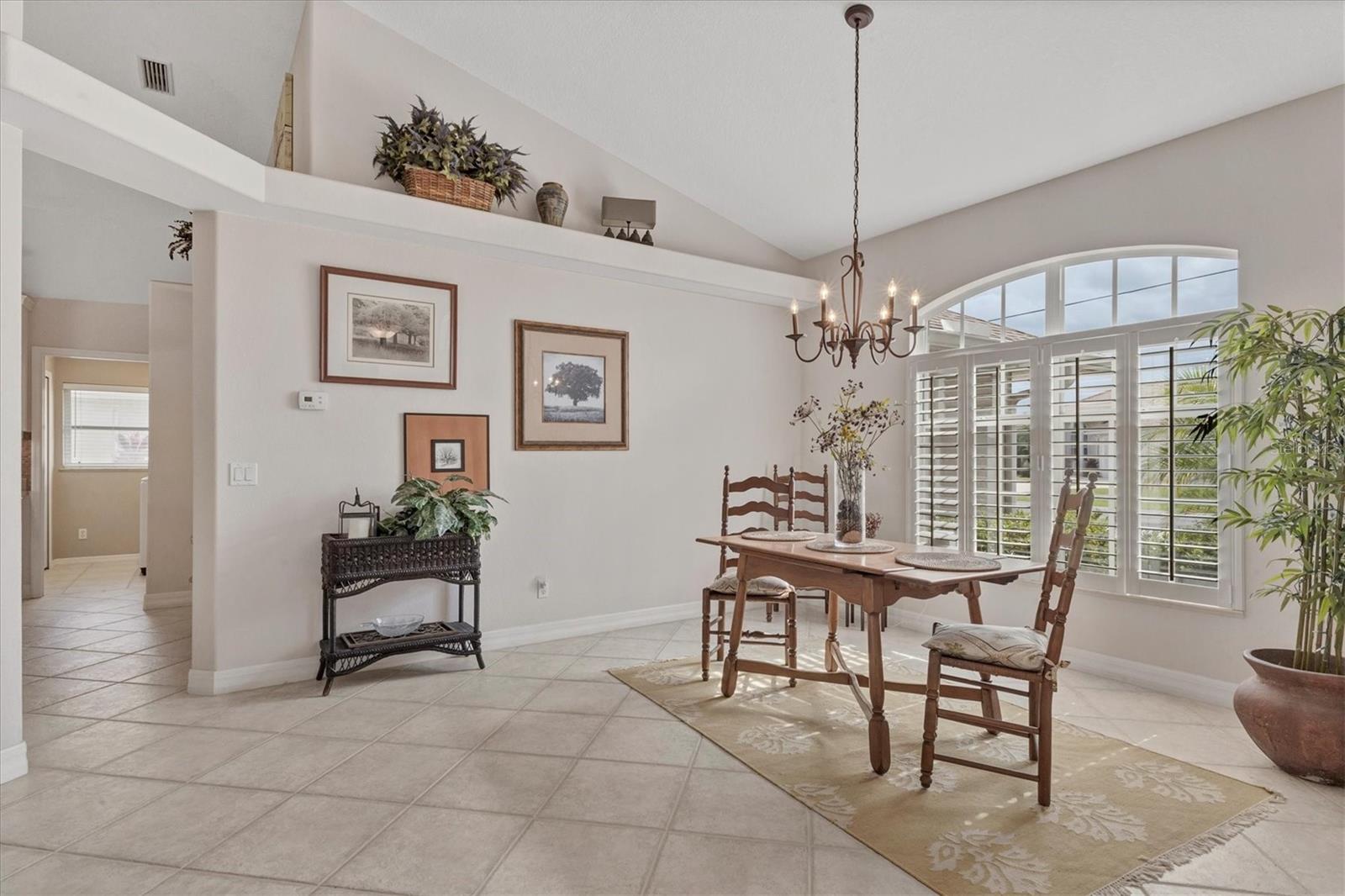 Image 23 of 61 For 42 Medalist Lane