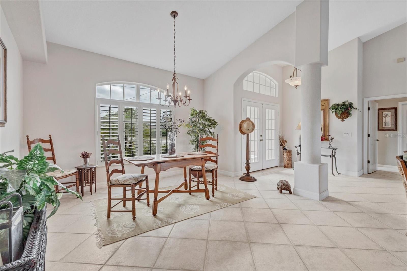 Image 24 of 61 For 42 Medalist Lane