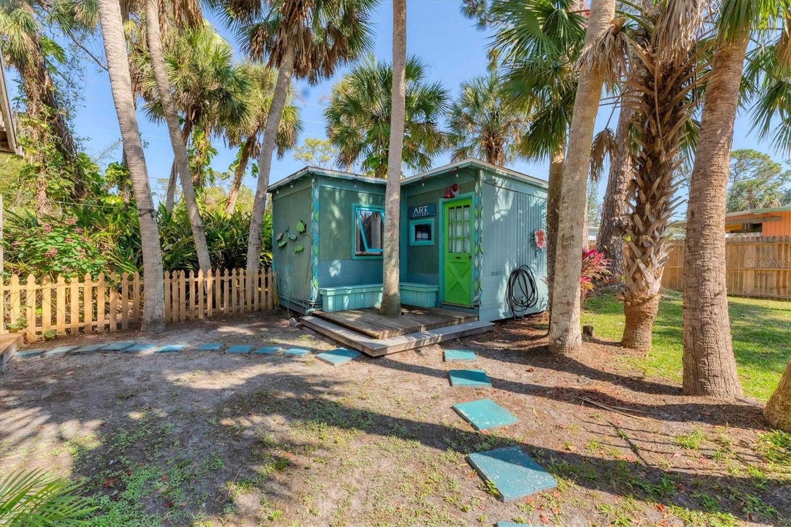 Image 40 of 50 For 681 Olive Street