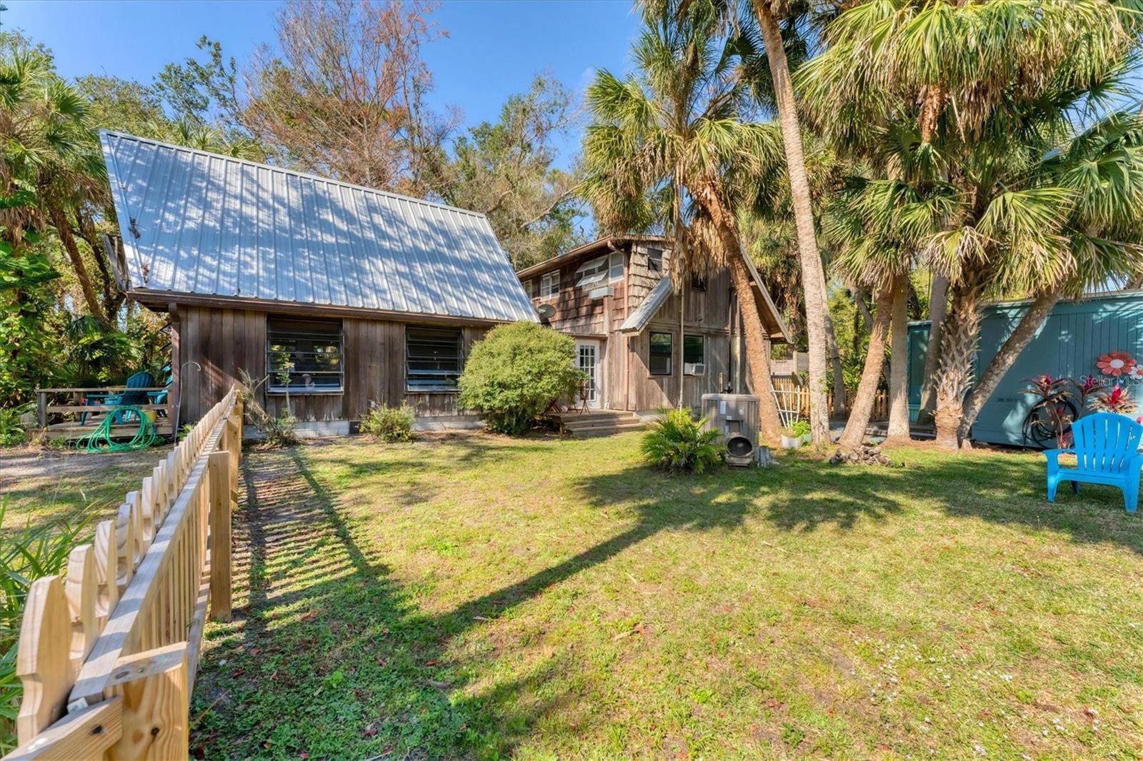 Image 42 of 50 For 681 Olive Street