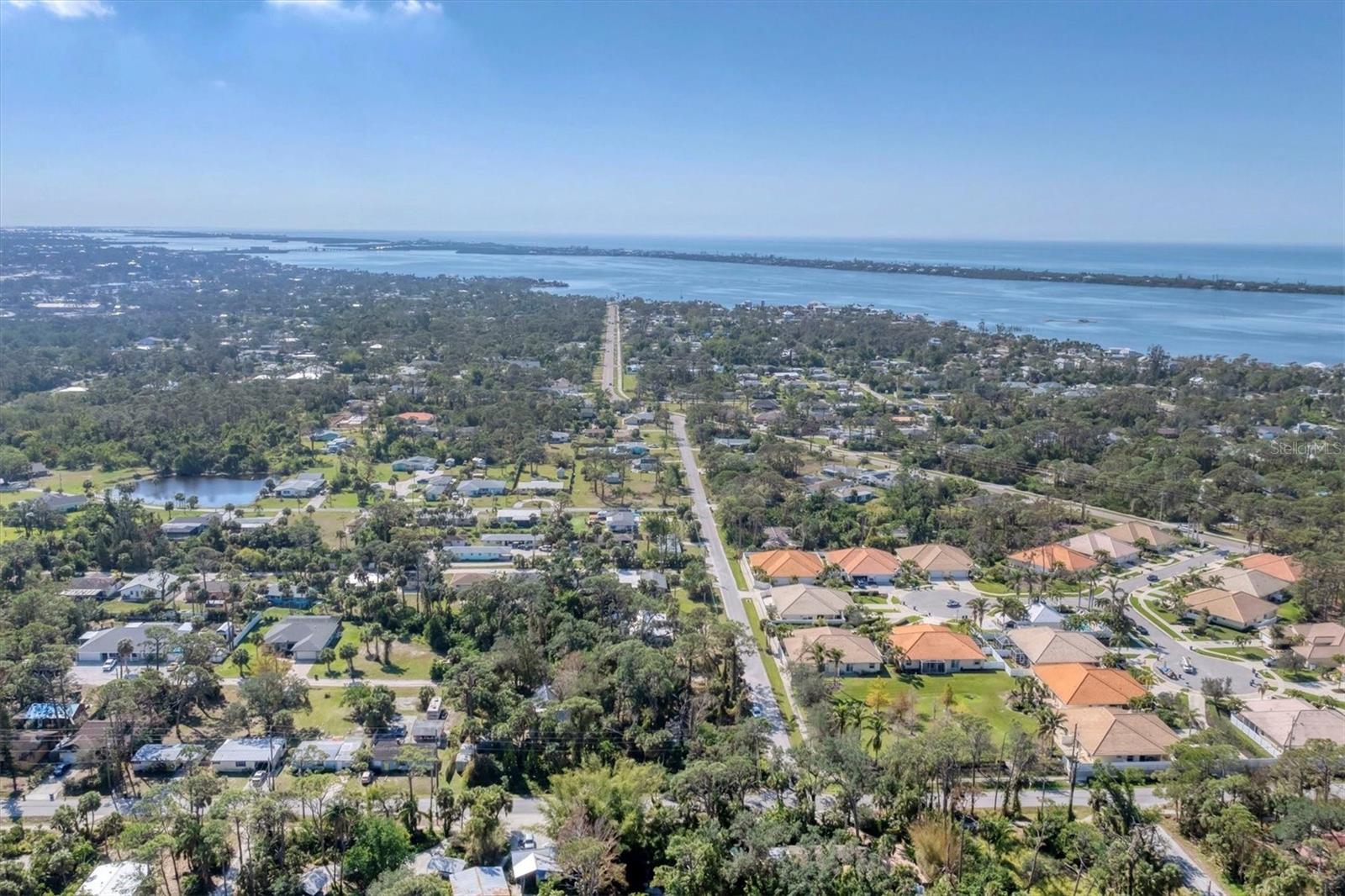 Image 47 of 50 For 681 Olive Street