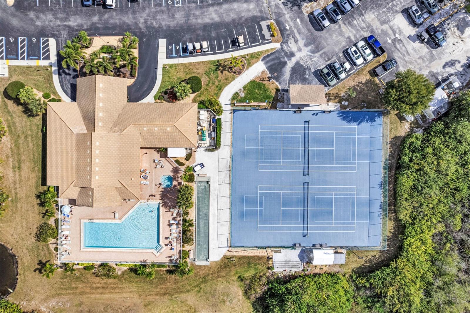 Image 49 of 50 For 8479 Creekview Lane