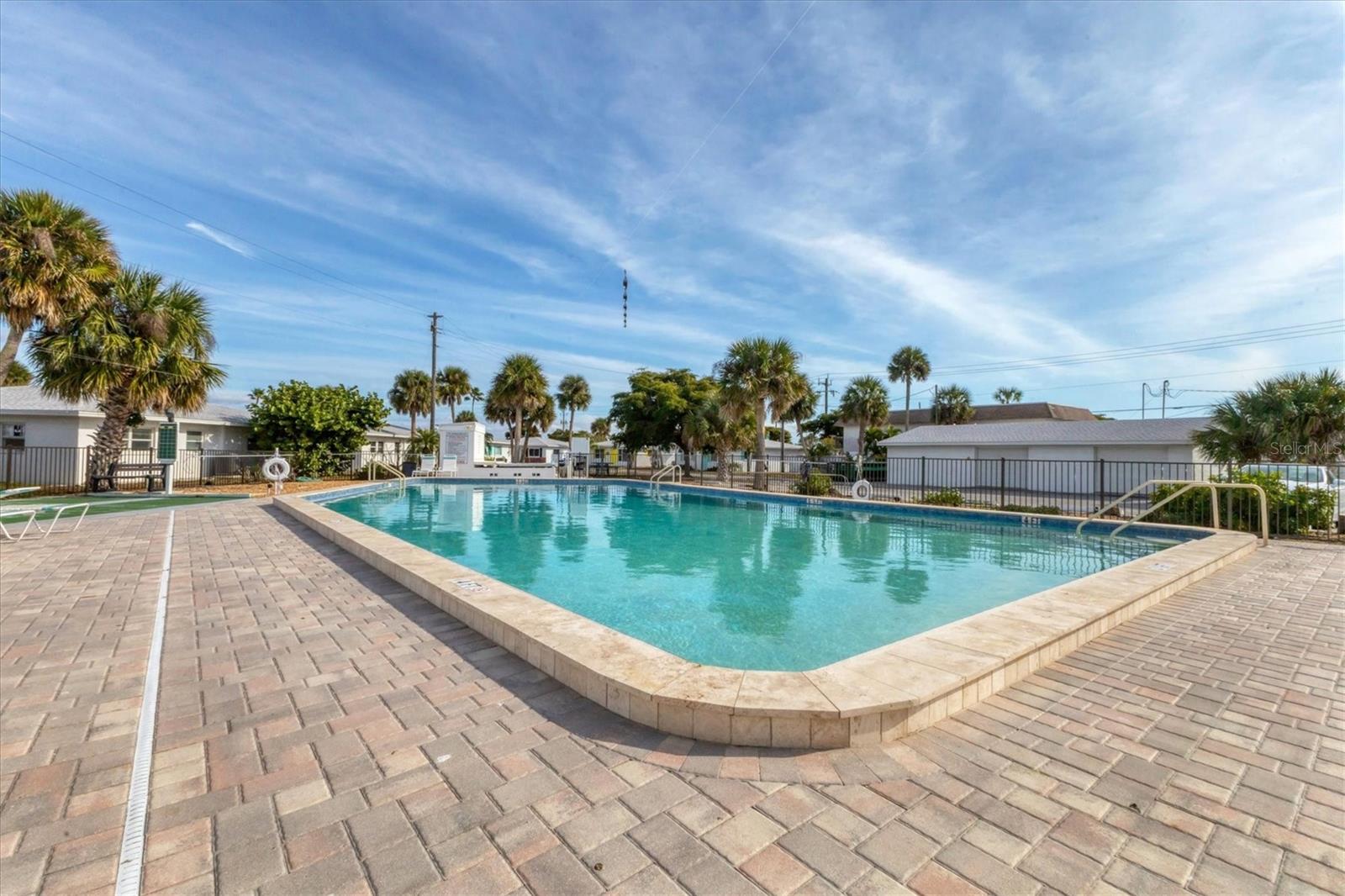 Image 31 of 47 For 1977 Beach Road 19