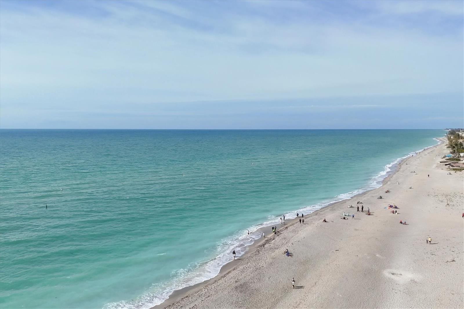 Image 44 of 47 For 1977 Beach Road 19