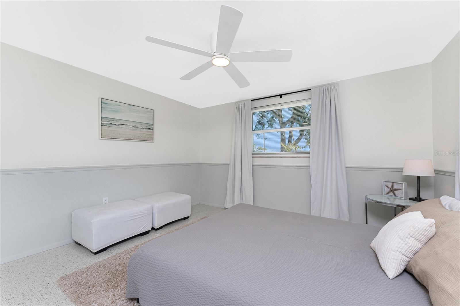 Image 22 of 71 For 1691 Lakeview Place