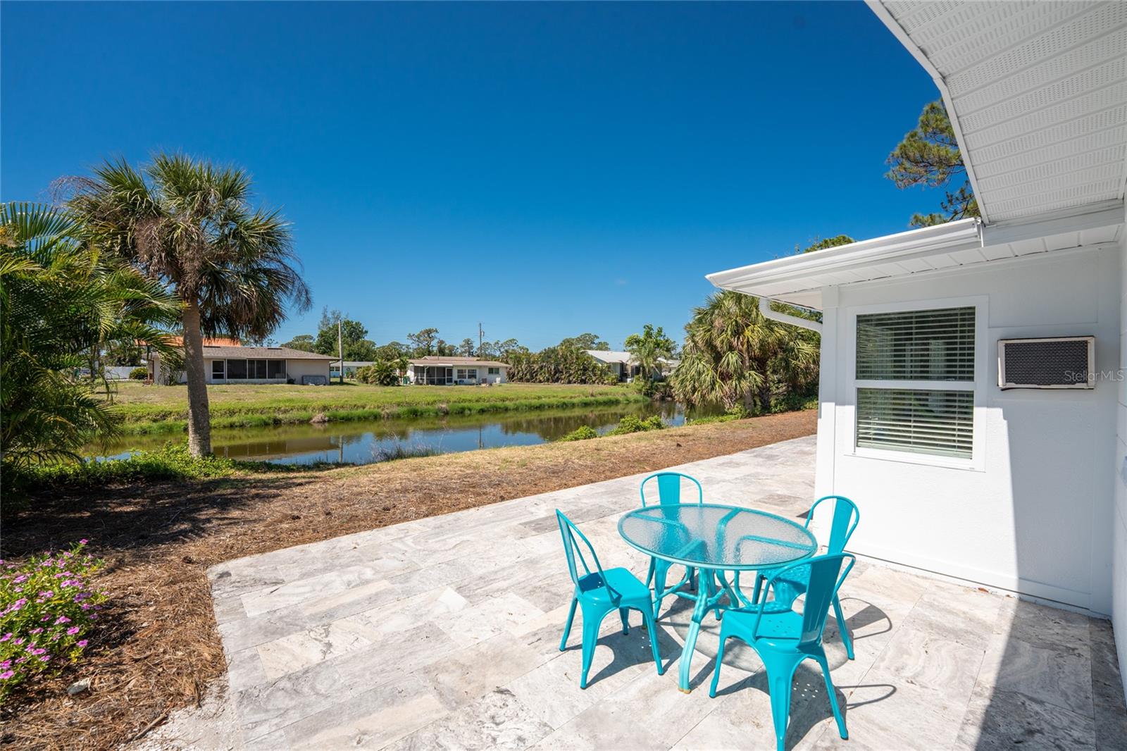 Image 34 of 71 For 1691 Lakeview Place