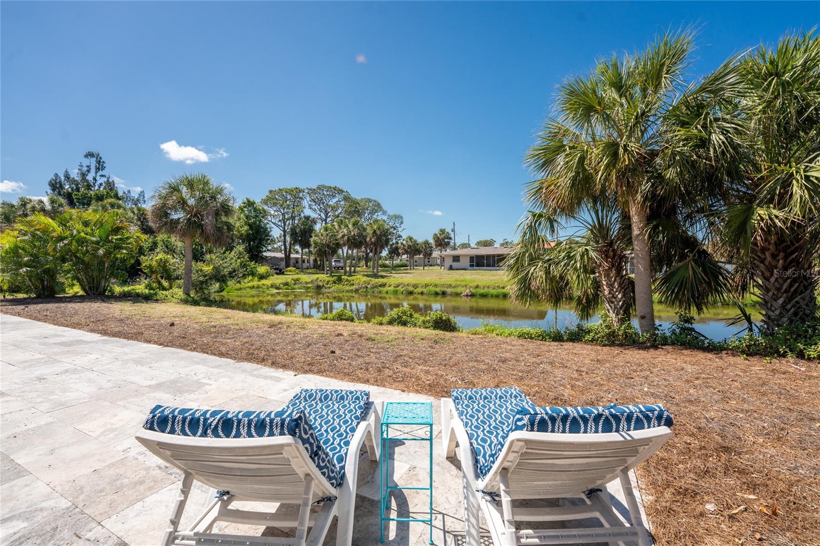 Image 35 of 71 For 1691 Lakeview Place