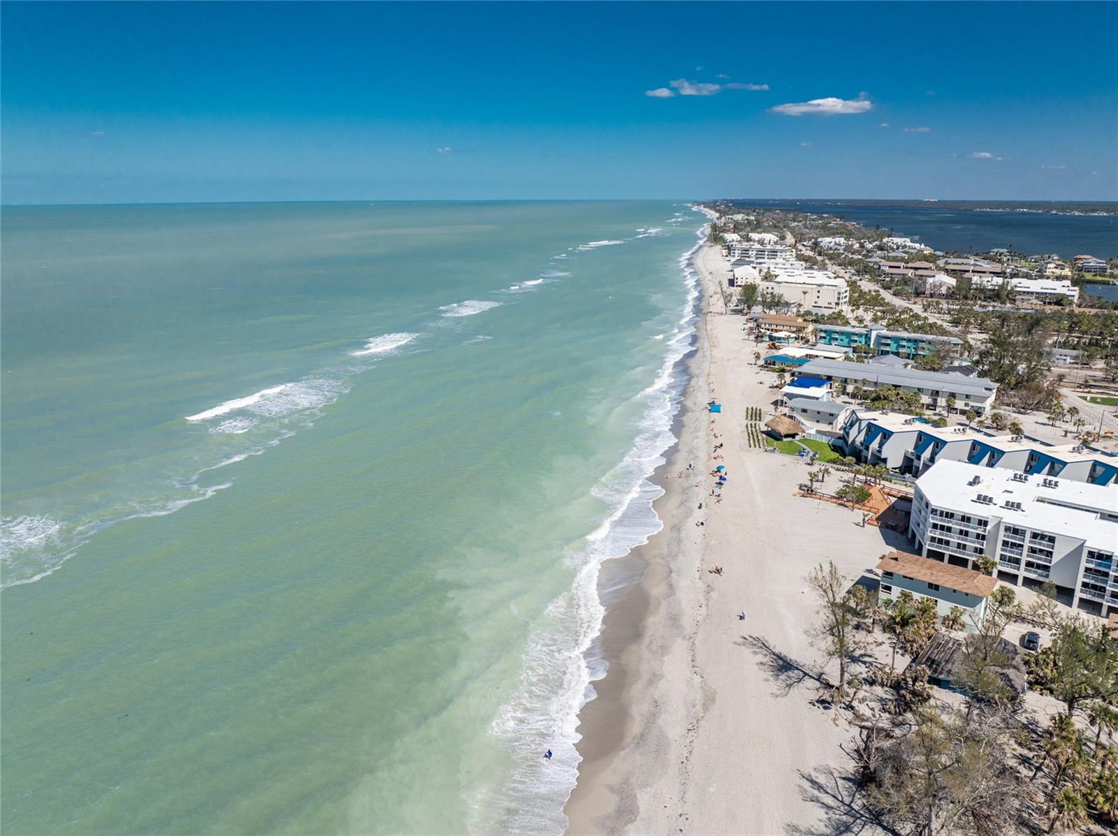 Image 68 of 71 For 1691 Lakeview Place