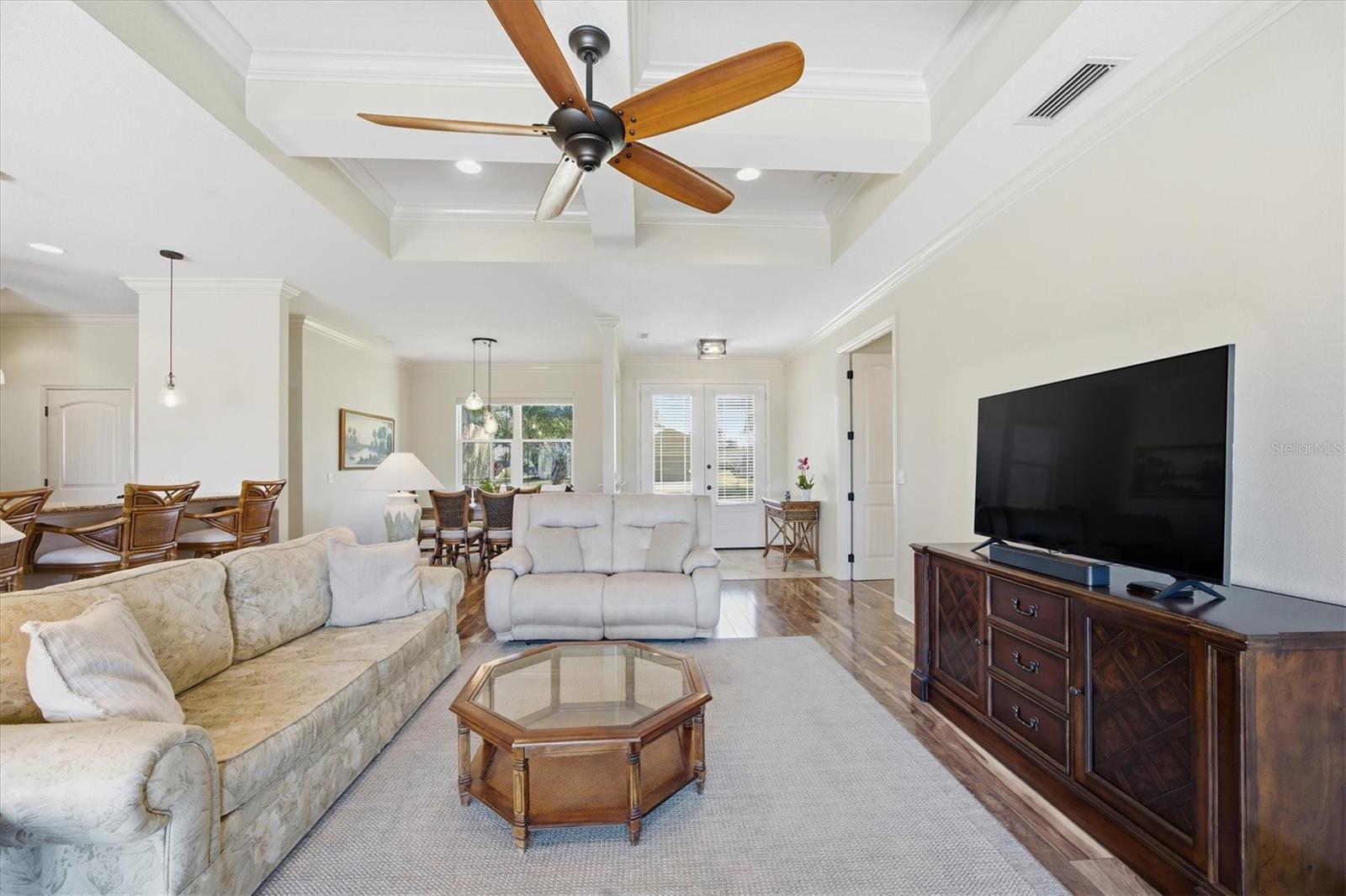 Image 11 of 38 For 45 Broadmoor Lane