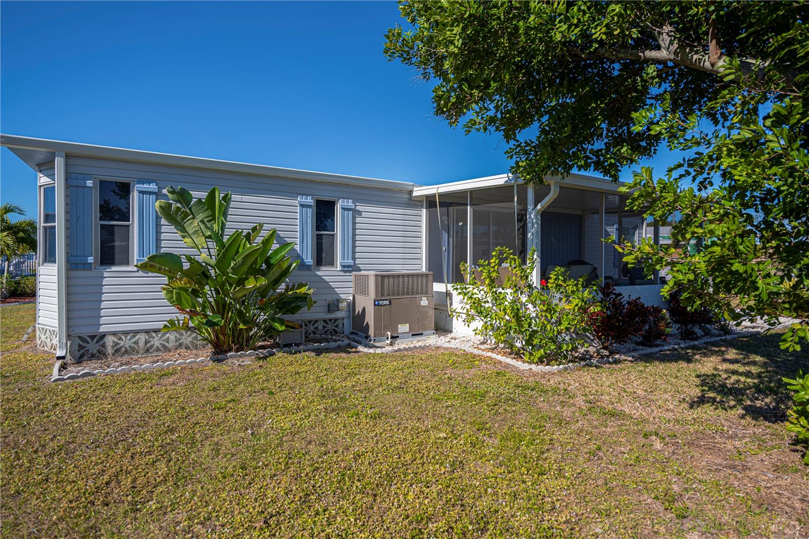 Image 57 of 63 For 3303 Blue Jay Lane