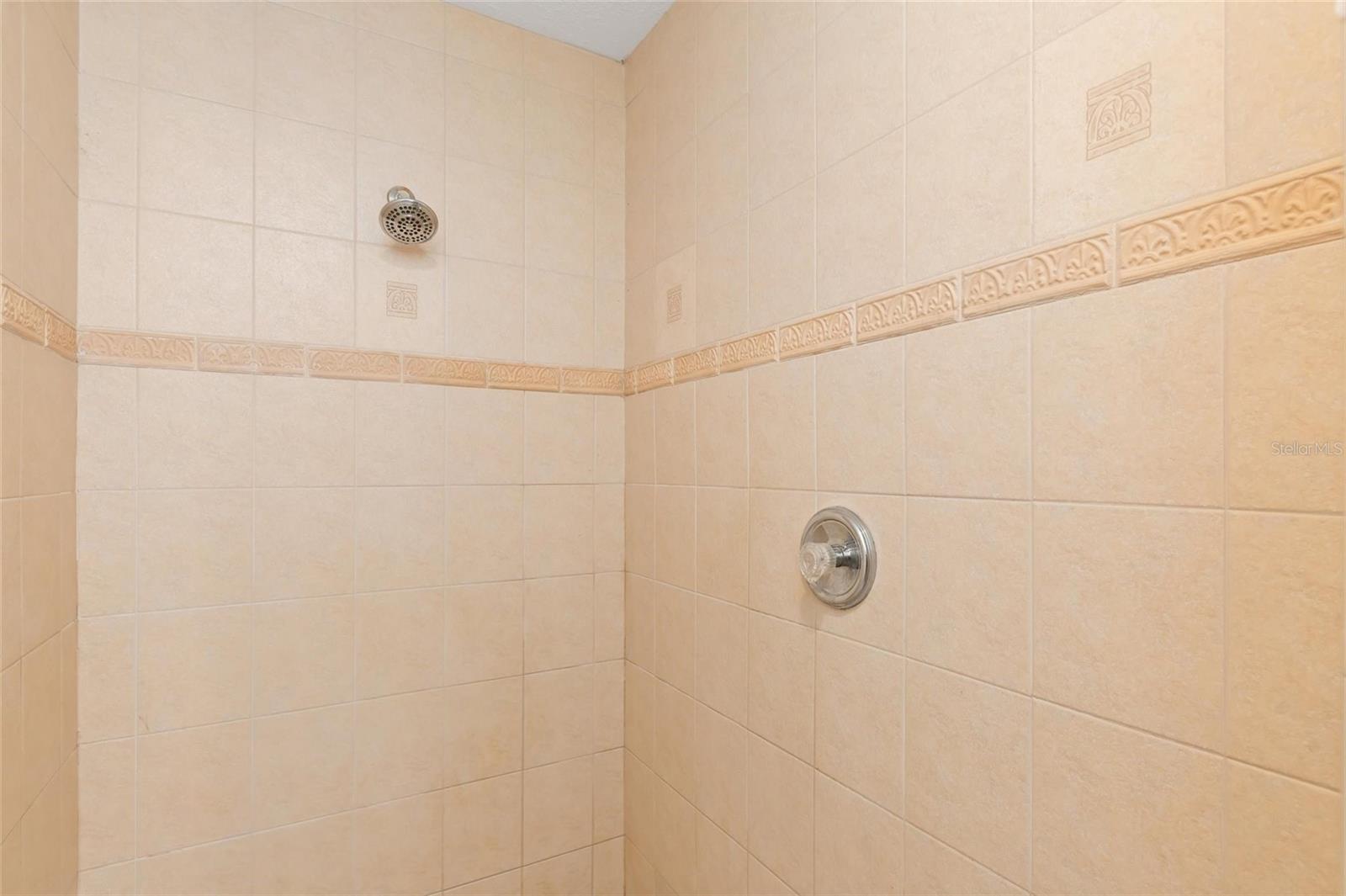 Image 20 of 43 For 125 Baldwin Court Se