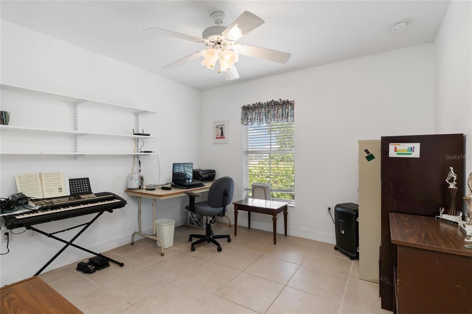 Image 22 of 43 For 125 Baldwin Court Se