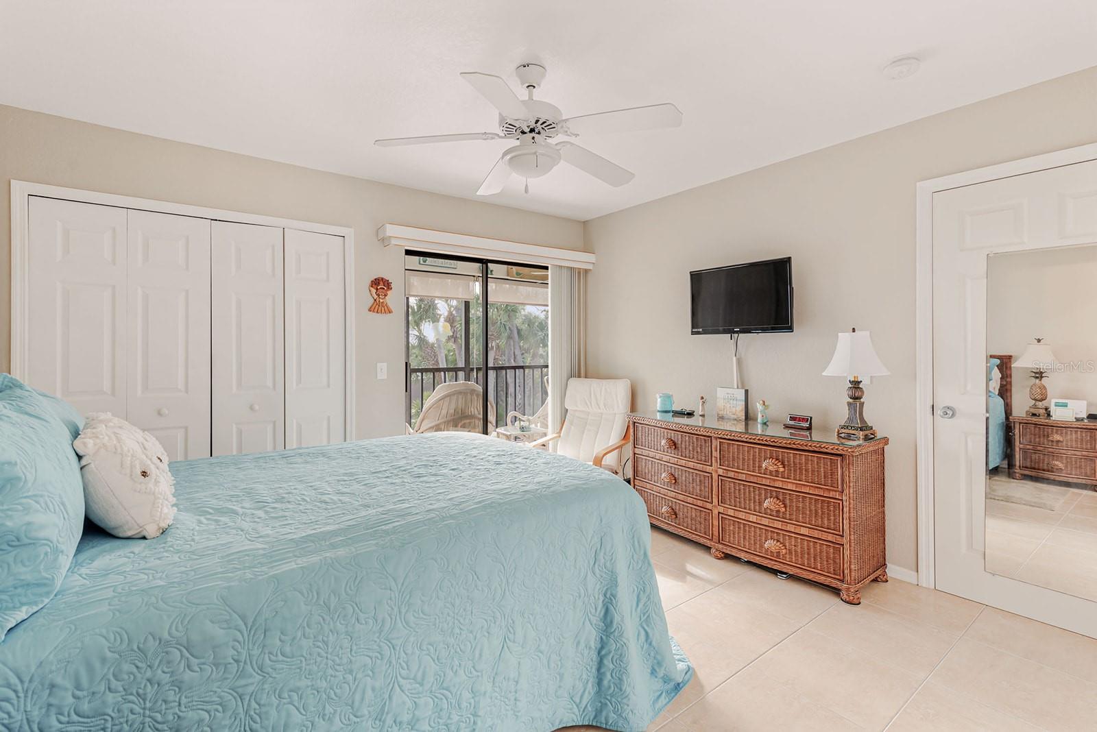 Image 31 of 57 For 4260 Placida Road 12c