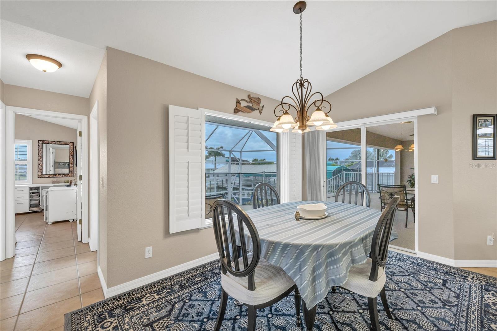 Image 12 of 41 For 1955 Michigan Avenue