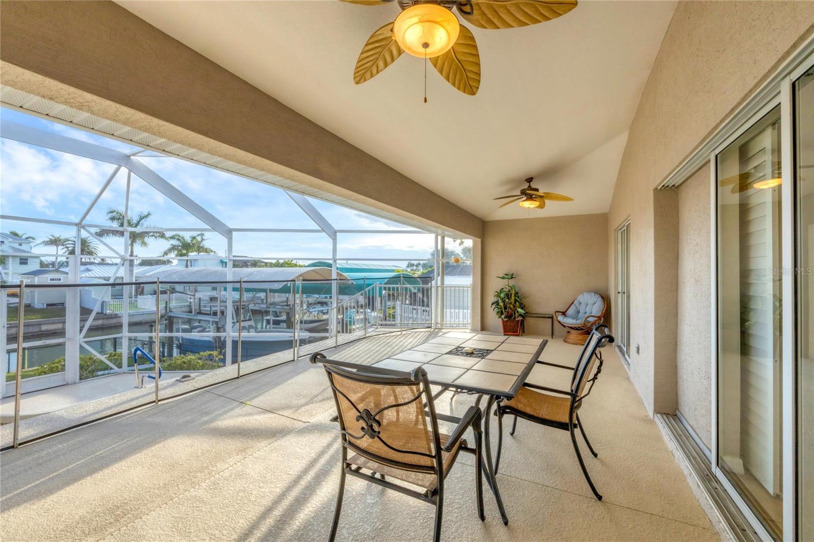 Image 26 of 41 For 1955 Michigan Avenue