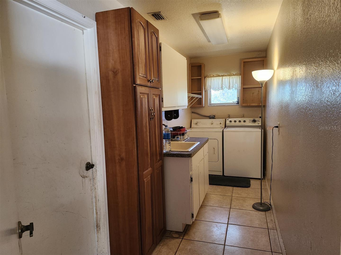 Image 28 of 44 For 7148 Coventry Terrace