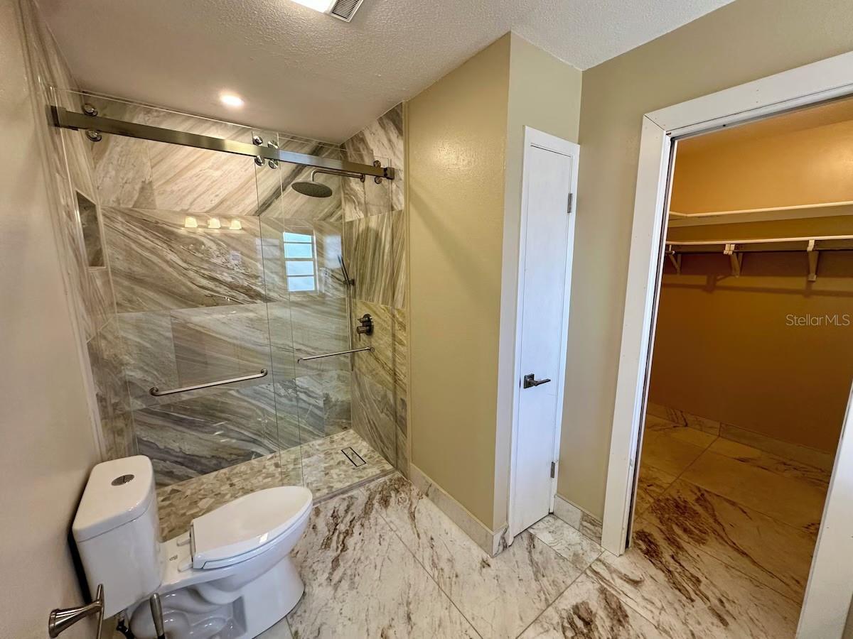 Image 10 of 19 For 1490 Janet Place