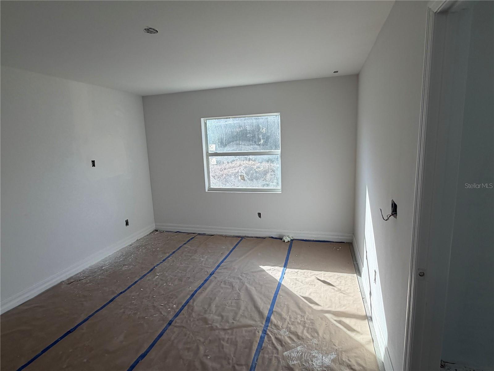 Image 13 of 29 For 15053 Mcgraw Avenue