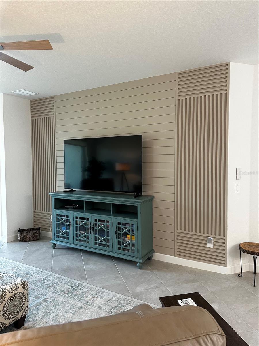 Image 11 of 43 For 8674 Saint Kitts Circle