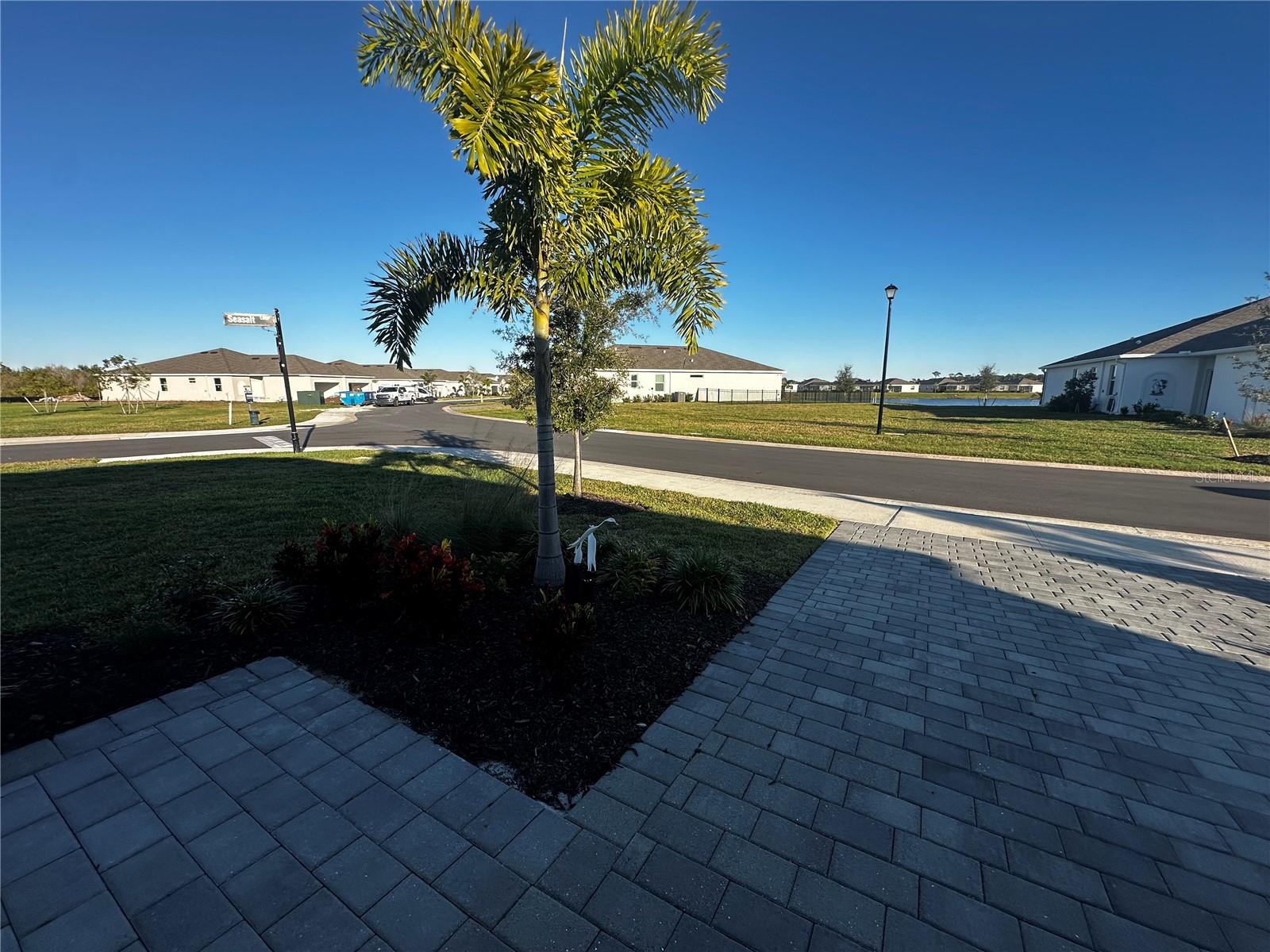 Image 5 of 43 For 8674 Saint Kitts Circle