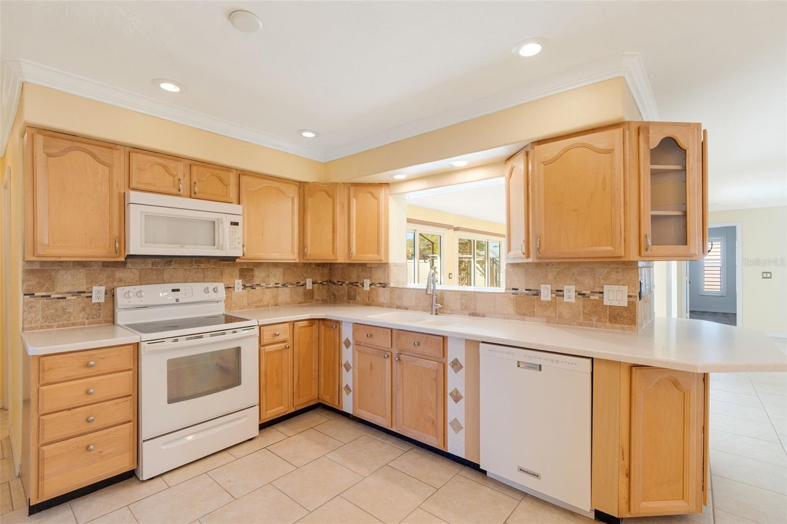 Image 14 of 51 For 322 29th Terrace