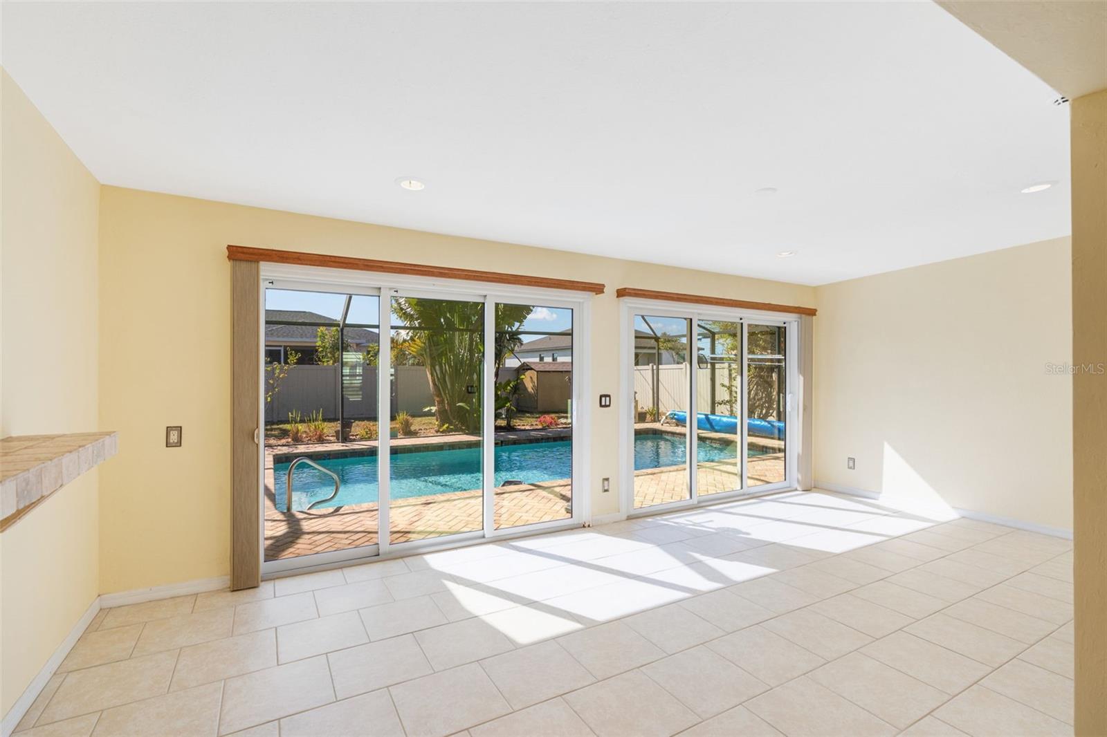 Image 23 of 51 For 322 29th Terrace