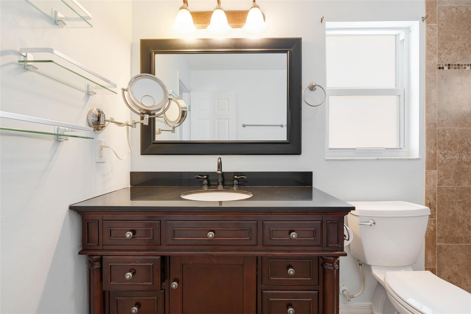 Image 33 of 51 For 322 29th Terrace