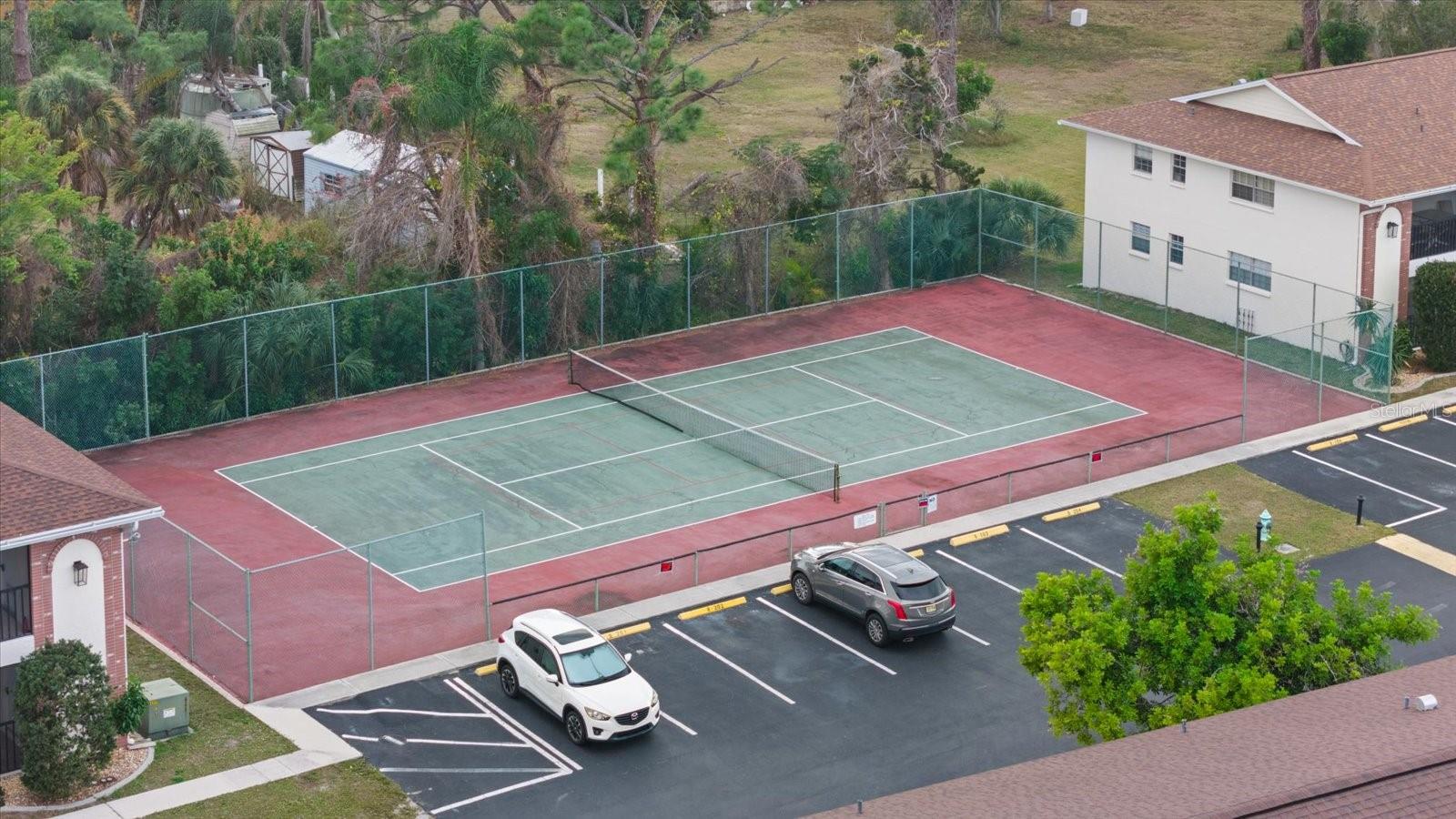 Image 36 of 47 For 1531 Placida Road 204