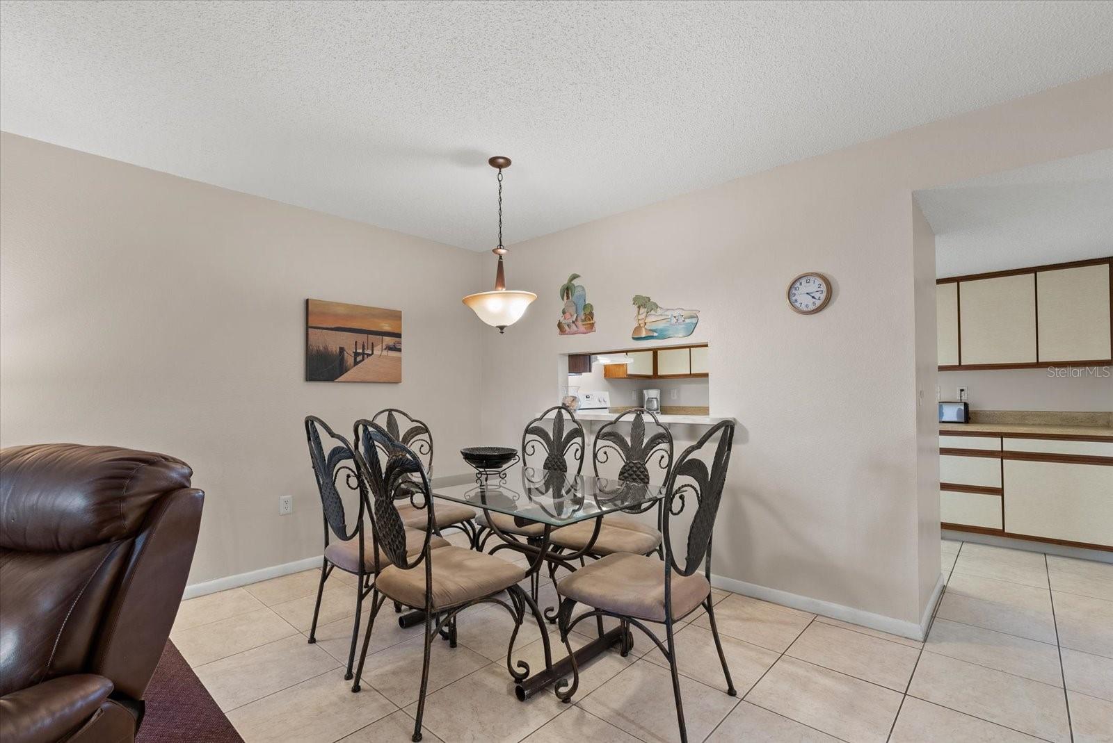 Image 7 of 47 For 1531 Placida Road 204