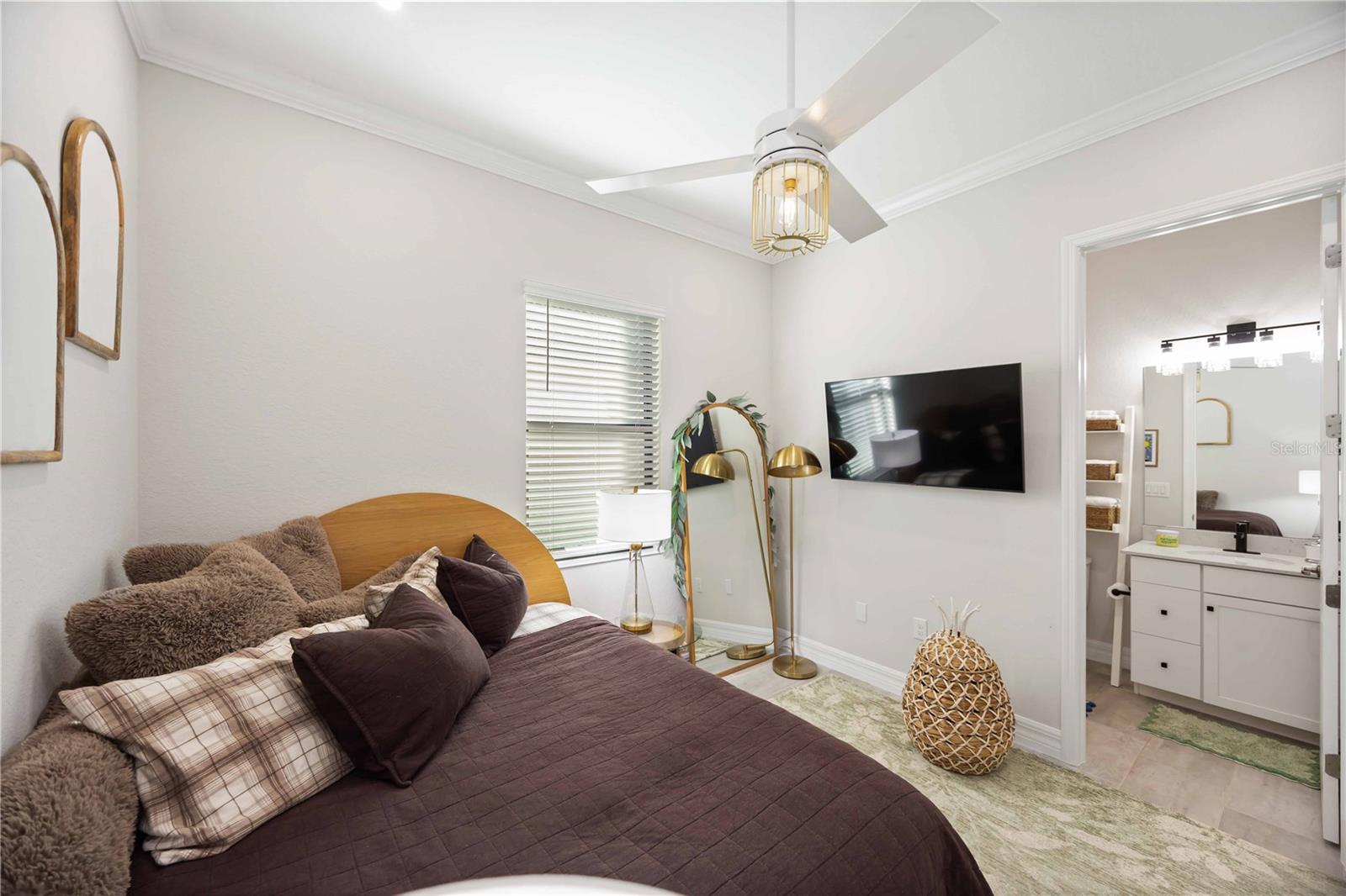 Image 36 of 97 For 25119 Spartina Drive