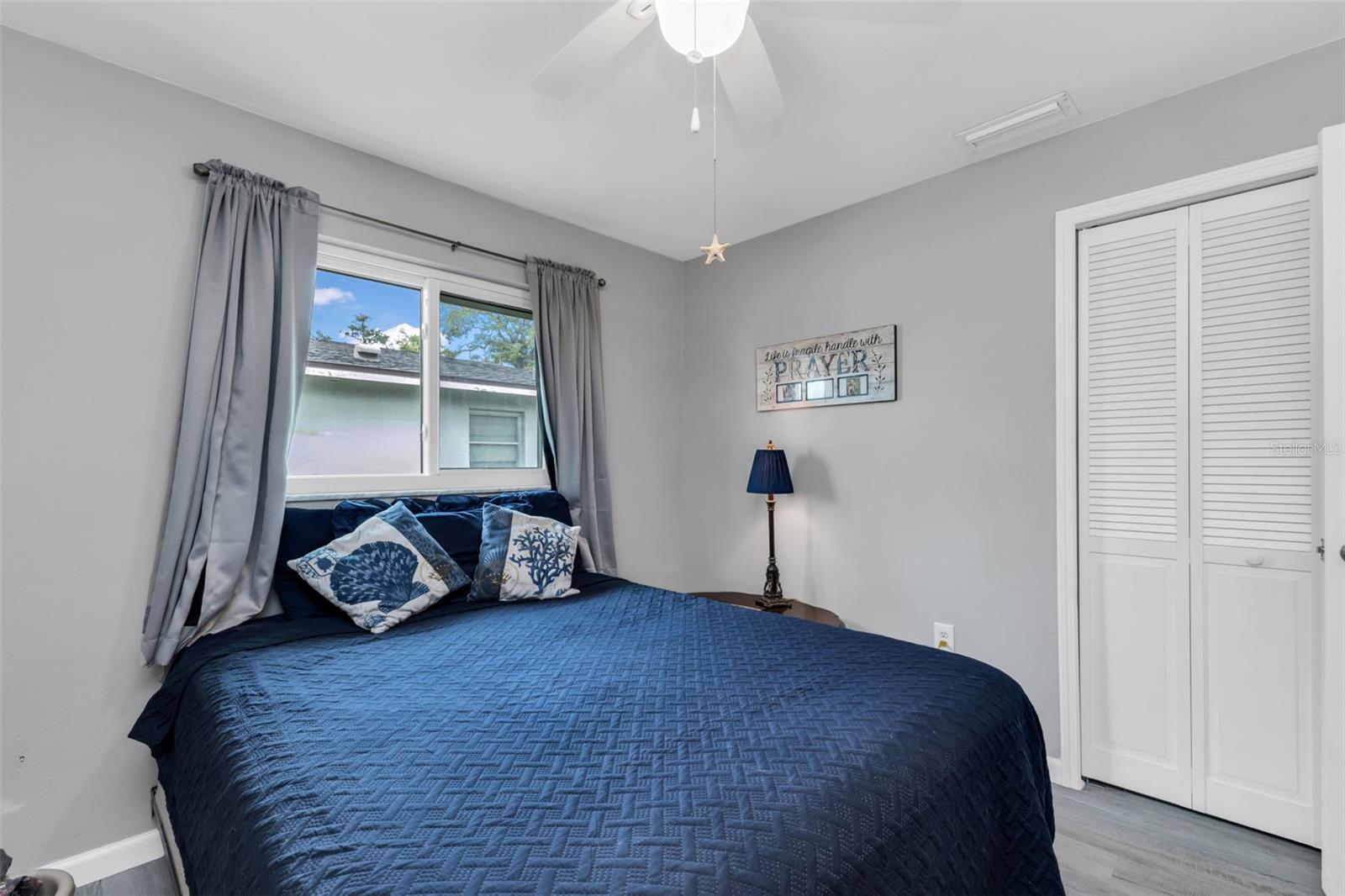 Image 26 of 45 For 16 Oakland Hills Place