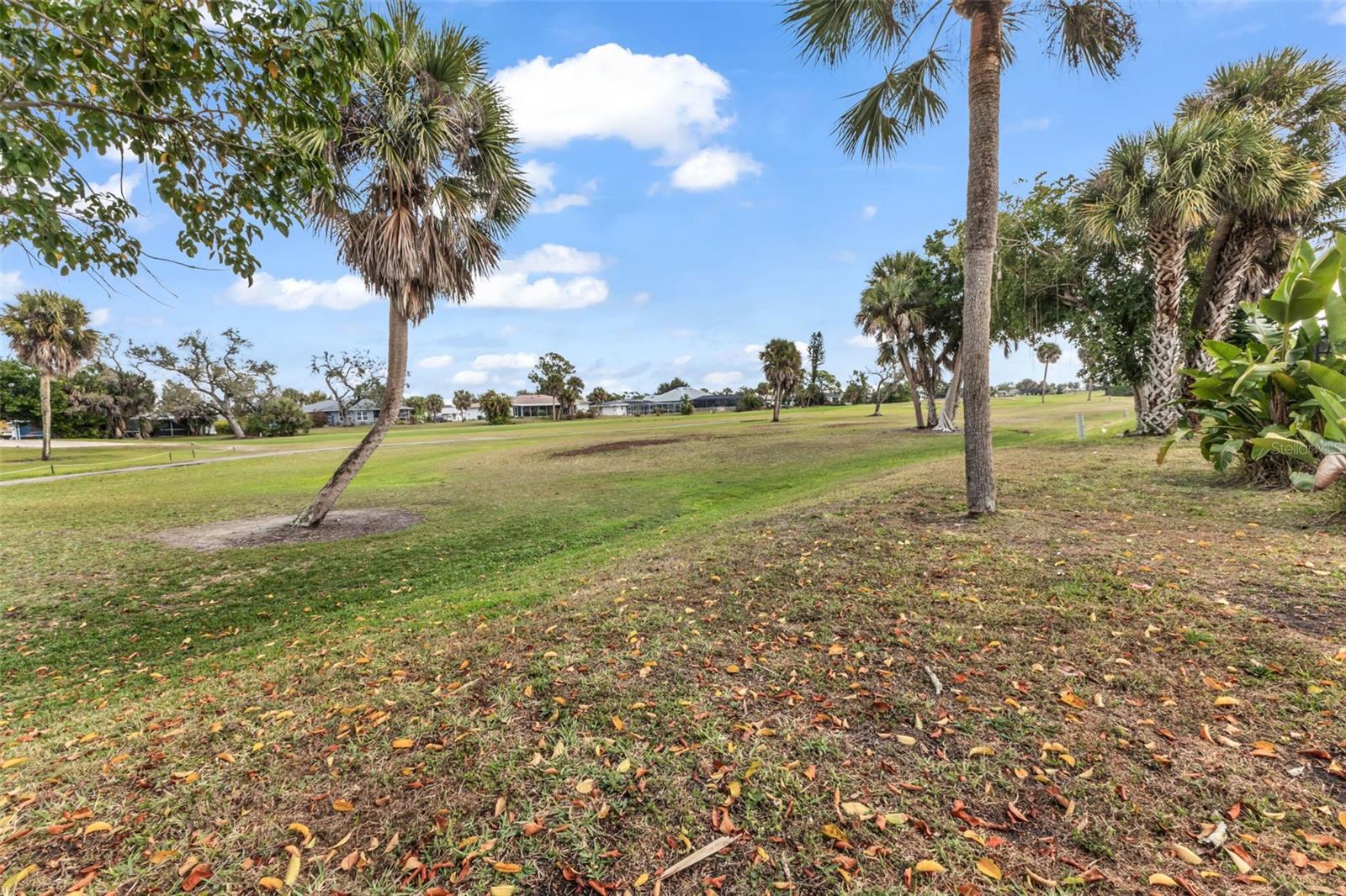 Image 41 of 45 For 16 Oakland Hills Place