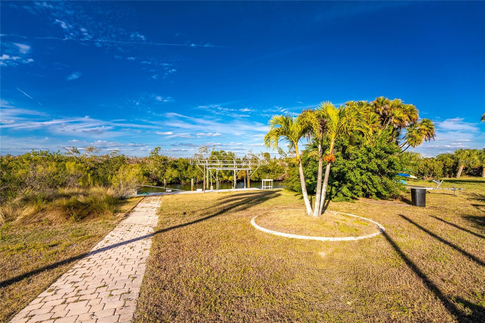 Image 57 of 74 For 50 Spyglass Alley