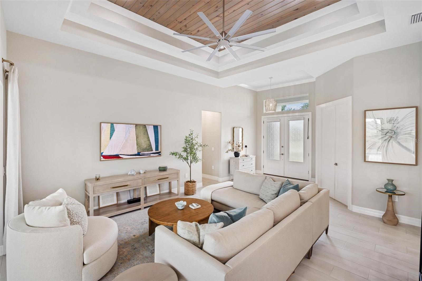 Image 12 of 50 For 270 Brig Circle W